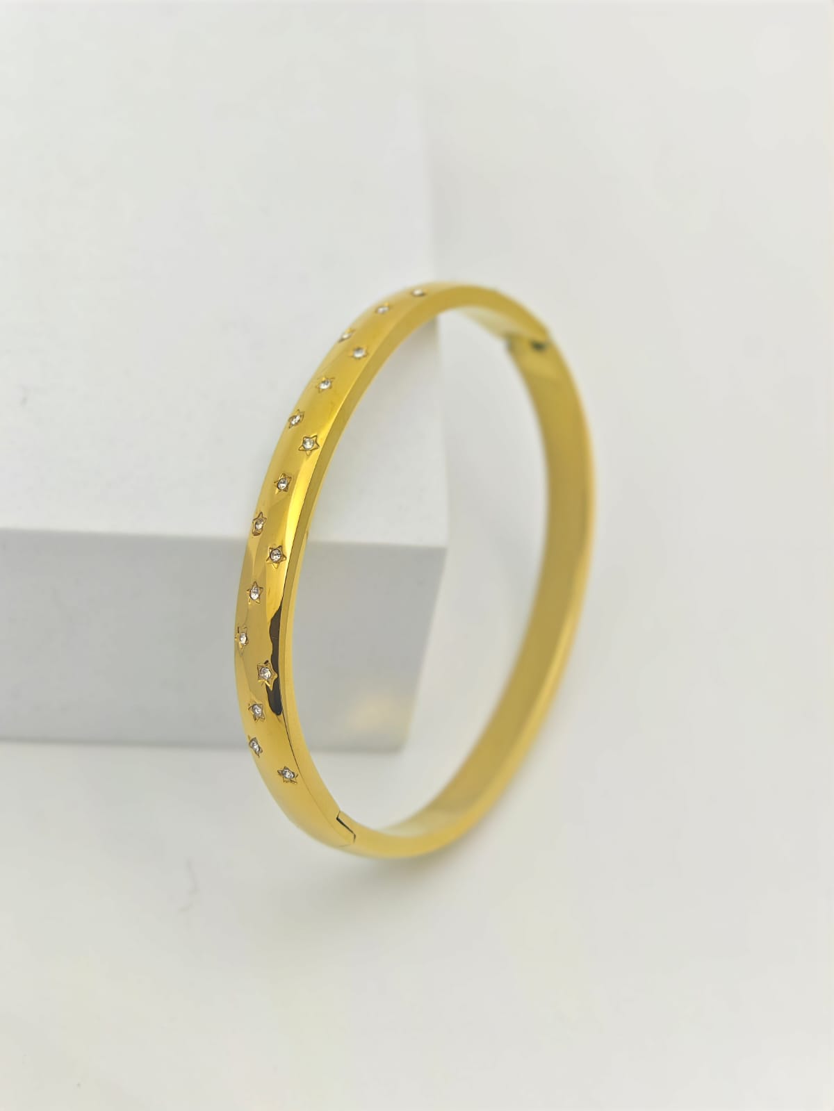 LuxeSteel